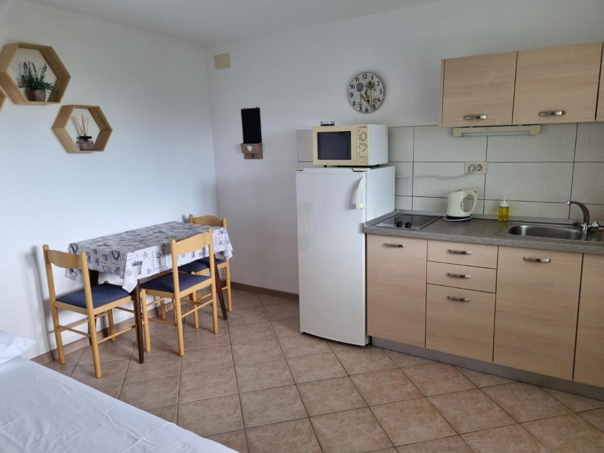 Guesthouse Dominovic بريلا المظهر الخارجي الصورة