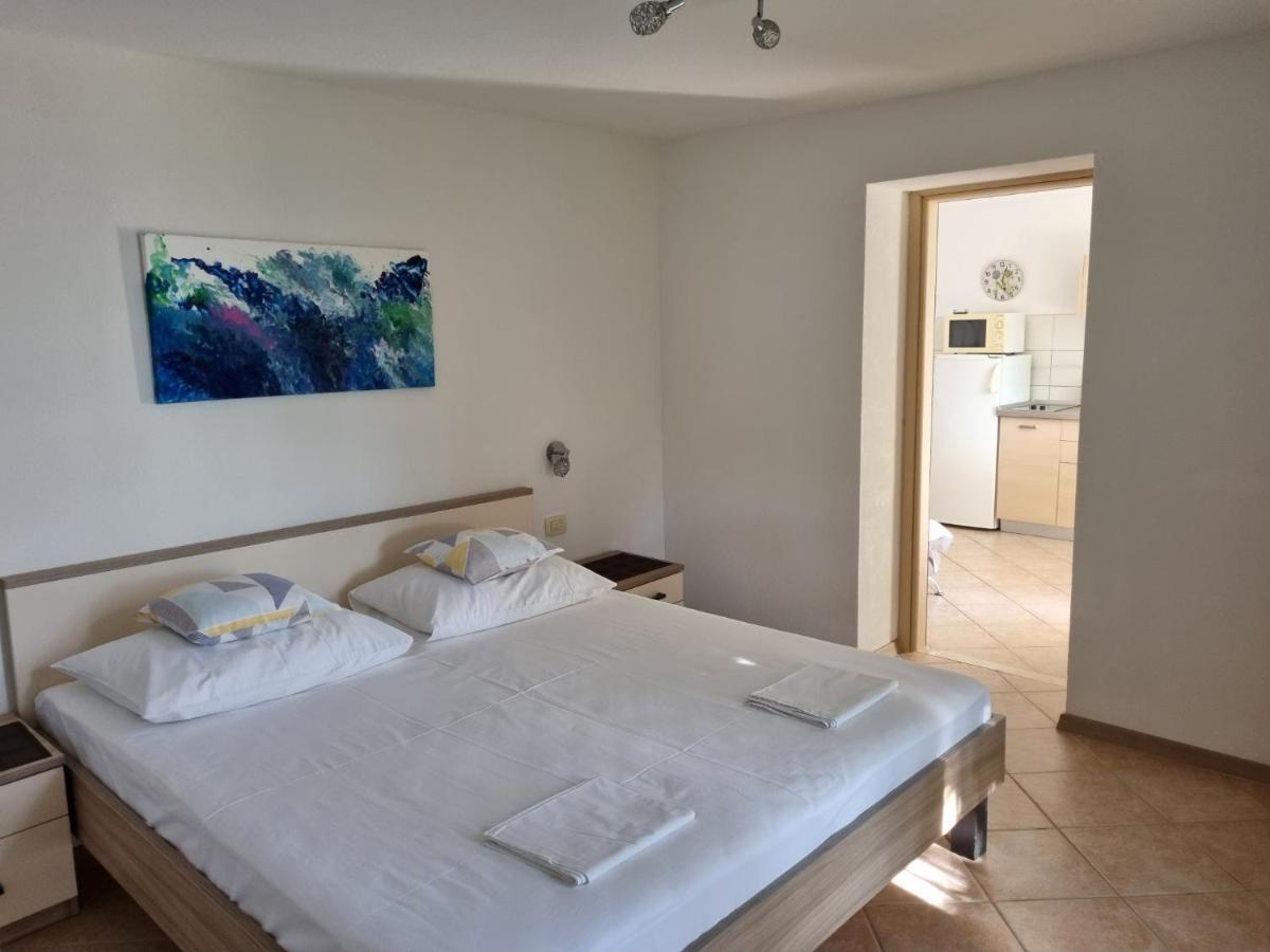 Guesthouse Dominovic بريلا المظهر الخارجي الصورة