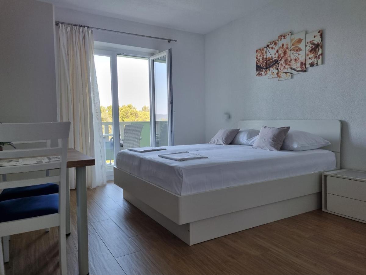 Guesthouse Dominovic بريلا المظهر الخارجي الصورة