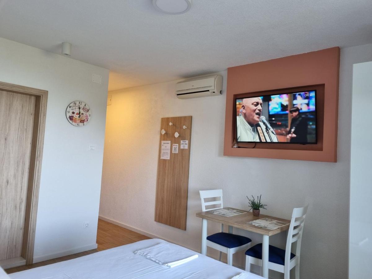 Guesthouse Dominovic بريلا المظهر الخارجي الصورة