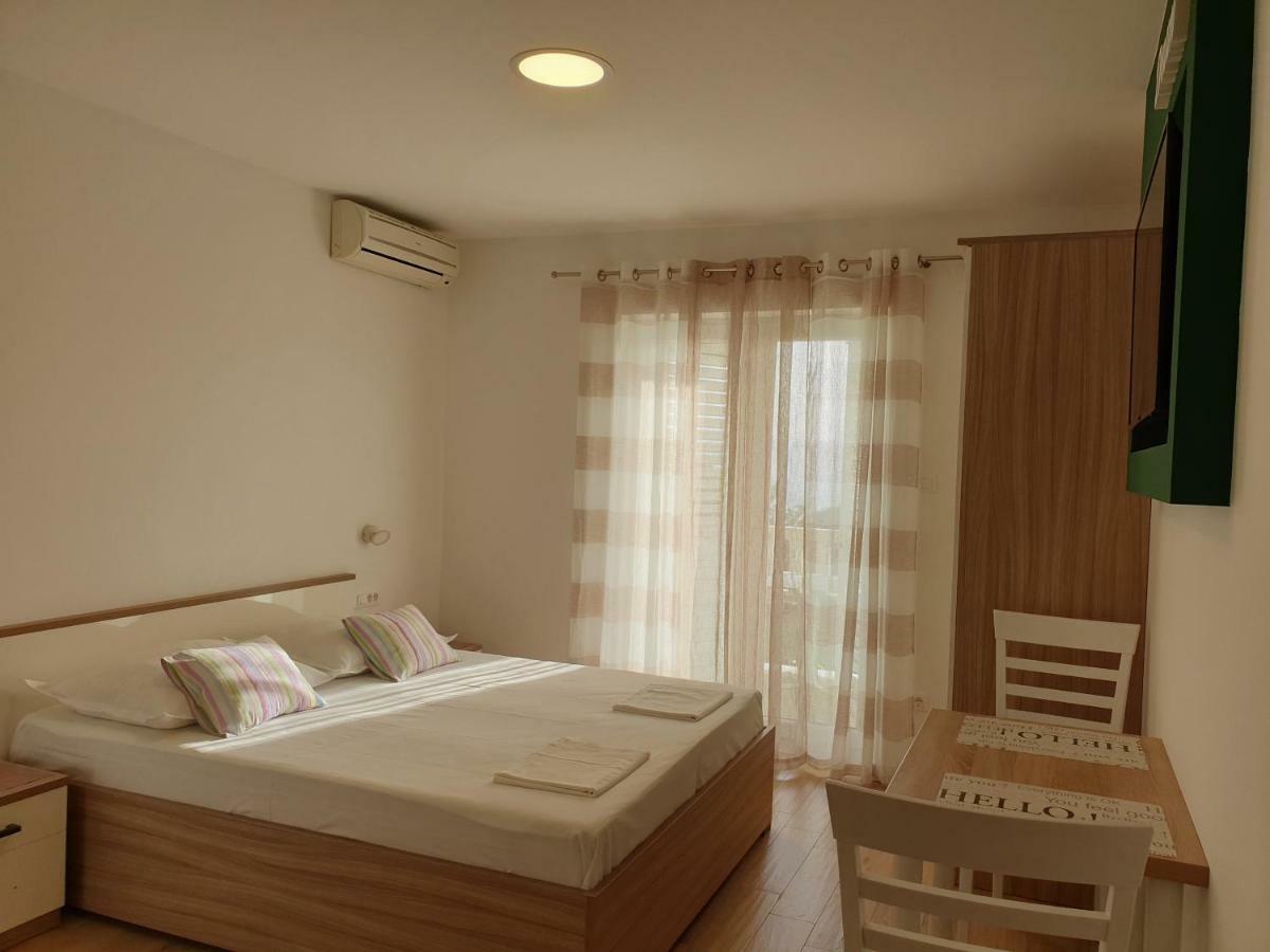 Guesthouse Dominovic بريلا المظهر الخارجي الصورة