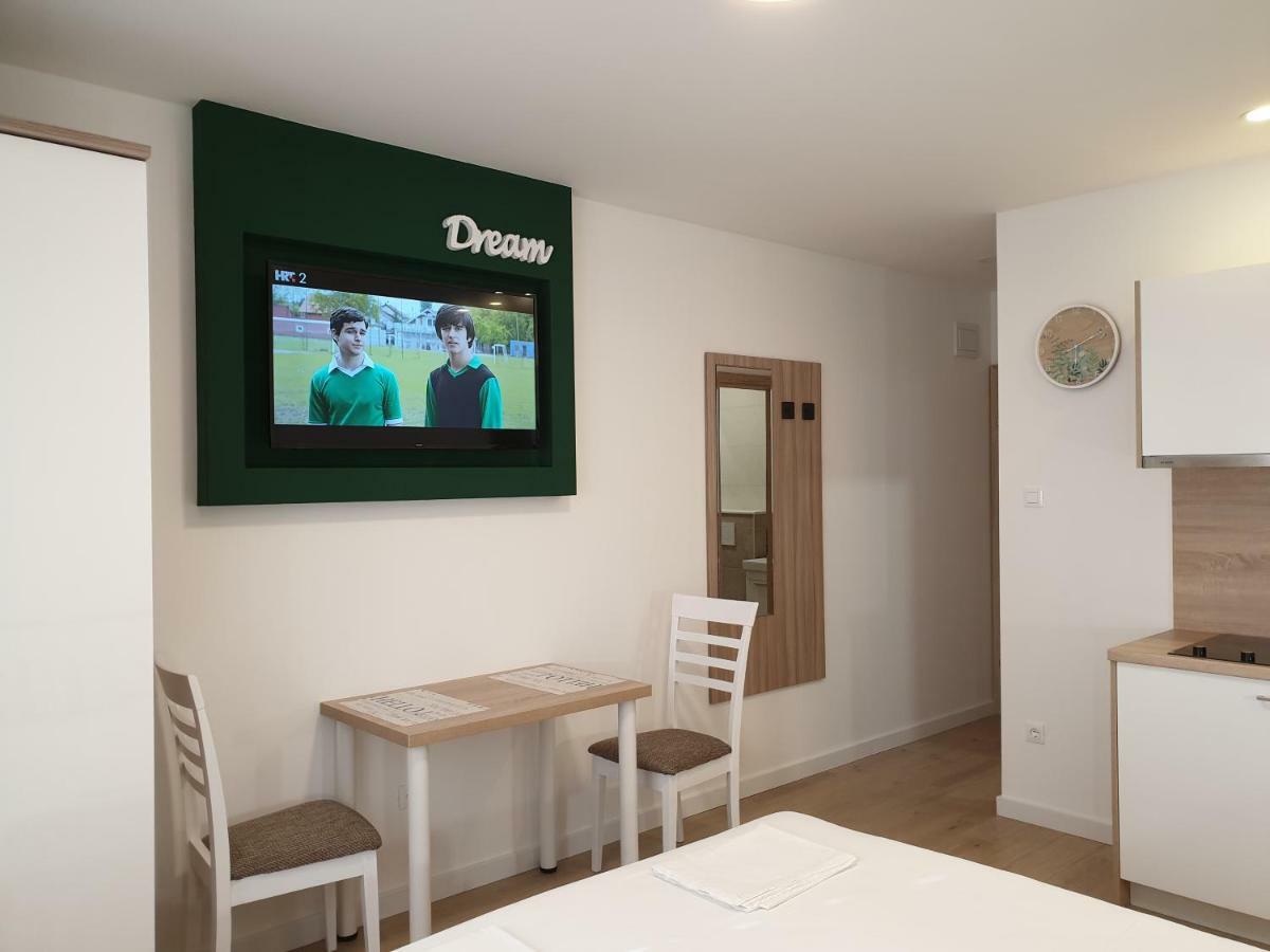 Guesthouse Dominovic بريلا المظهر الخارجي الصورة